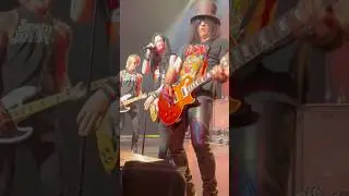 This &lsquo;Nightrain&rsquo; Intro with Slash, Duff, and Todd Kerns? Pure GNR Energy!