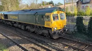 Class 66 | 66598 + 66558 | Two Tone | Freightliner