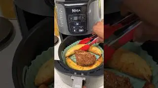 Bole and fish | Nigerian bole | Roasted Plantain #bole #short #shorts  #shortsfeed