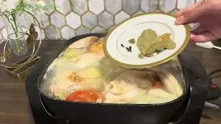 ازاي تسلقي الفراخ وتاخدي منها أحلى شوربة 😋 How to Boil Chicken and Make Flavorful Broth