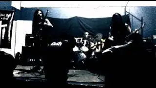 In Apostasia   In The Shadow of the Horns ( Darkthrone Live )