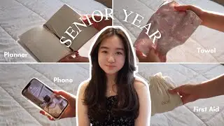 what's in my backpack?  🧸 Senior year of High School