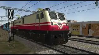 Vaigai Express with ERS liveried Thunderbolt WAP-7