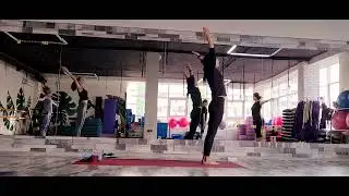 Yoga practice Power yoga Power transitions Силовые переходы #yogapractice#power