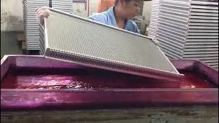 Radiator Core leak test by red ink.   Contact : jason@tongshirad.com