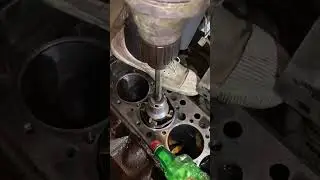 Honing Sleeve #engine #cylinder #polish #honing #engineboring #dashmeshmotergarage #trending #short