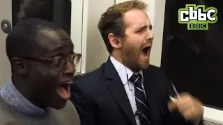 Danger Mouse 2015 Theme Flashmob on London Tube