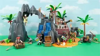 Playmobil Pirate Collection, unboxing, building and playing with Treasure Island and Pirate Hideaway
