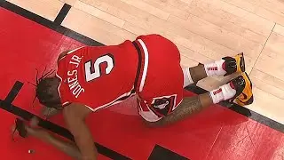 Derrick Jones Jr. SCARY KNEE INJURY vs Nets 😟