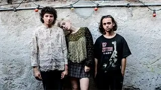 Brooklyn's Sunflower Bean band Interview in Berlin