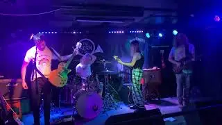 Deadbeat Bracket - The Customer Is Not Always Right (Live)