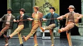 Gino Landi &egrave; stato un coreografo, regista teatrale e regista televisivo italiano.