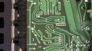 AKAI AM-95 (215) внутри снизу inside