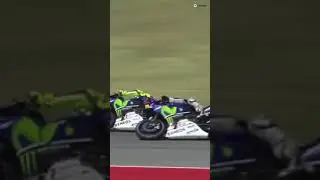 Duel Rossi vs Lorenzo - San Marino 2016 - MotoGP