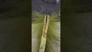 slim olive zonker streamer #shorts #flytying #flyfishing