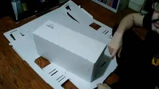 How to assemble an EZ Nuc box for honey bees