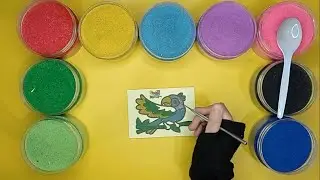 Sand painting a bird II Sand painting a parrot series 1