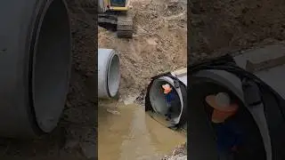 #florida #huge #concrete #pipe #construction #installation #water