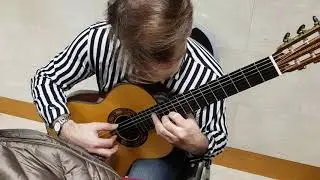 MARCO TAMAYO prova la mitica chitarra Arcimbolda al Roma Expo Guitars 2019