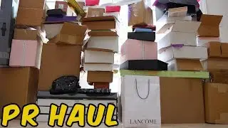 $10,000 PR UNBOXING HAUL | FREE MAKEUP BEAUTY GURUS GET