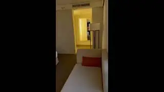 Room tour | Delta Hotels by Marriot | Toronto Canada #hotelroom #marriot #hotel #canada #toronto
