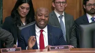 Ranking Member Senator Scott attends Banking, Housing, and Urban Affairs Committee Hearing.