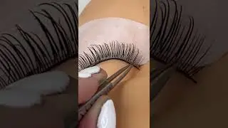 How to remove the eyelash extension using banana peel method | Lash Tips for beginners