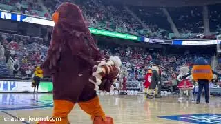ACC mascots play Green light red light - 3.8.23