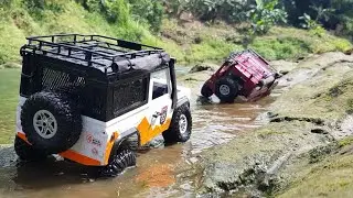 RC CARS Land Rover Creek Trail Run - 2 MN D90 (MN99 vs MN99)