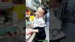 Tr&acirc;u Con V&agrave;o Bếp 1..TCDK Tv