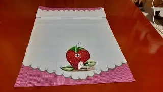 Morango casinha  lindo projeto passo a passo. Um verdadeiro mimo. 