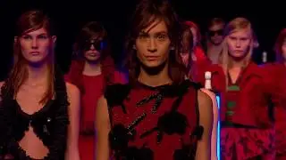 Juan Vidal, desfile MBFWM Primavera Verano 2018 - Modalia