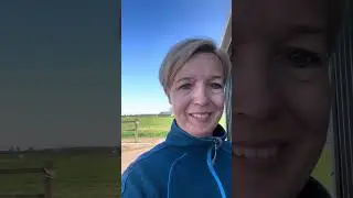 Rianne geeft een rondleiding over Stal Sibma! Langs onze Friese paarden, de veulens en manege.