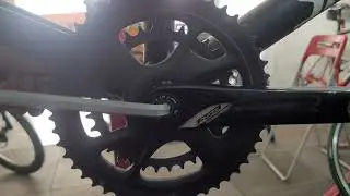 FSA GOSSAMER Self Extracting Crank removal Video. With 10mm allen. With fsa BB. Specialized allez.