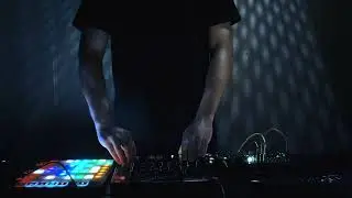 Breakbeat Techno Live Performance [Prague Jan 2026]