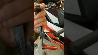 Ktm RC 200 Lever Protector installed |