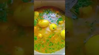 আলহামদুলিল্লাহ আজ দুপুরে কোরআনের পাখিদের জন্য সামান্য খাবারের আয়োজন করা ☺️☺️