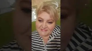 Читаю мое новое стихотворение.