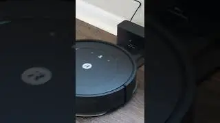 iRobot Roomba Combo Essential Showcase