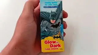 Batman glow and dark Colgate kids toothpaste+6
