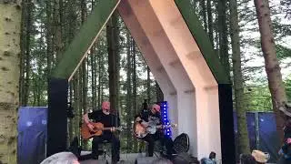 Andy Cairns - Crutch (acoustic) (live at 2000 Trees, Jul &lsquo;19)