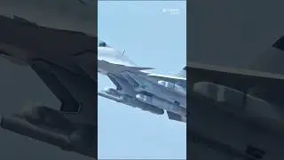 世界最先进的 舰载电子战机 - J15D