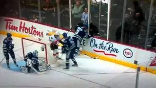 Steve pinizzotto almost kills Curtis glencross