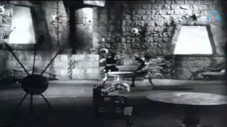 Mani Makutam - Fight with the Thief