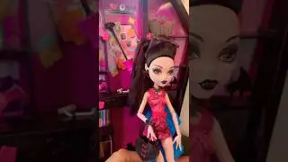 Draculocker 🎀⚰️ #monsterhigh #vampire #pink