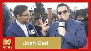 Josh Gad Talks Penguin Rumors In An Upcoming 'Batman' Movie | 2017 MTV Movie Awards | MTV News