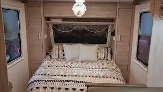 Jayco Off-Grid Caravan Quick Walkthrough - 400ah LiFeP04 battery system and Victron Inverter Charger