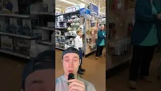 The Walmart Yodeling Kid Is Going Viral Again&hellip; (Mason Ramsey)