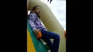 С девченками на батуте| день города #веселуха #слалкаявата #partyfun
