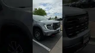2023 vs 2024 GMC Acadia AT4